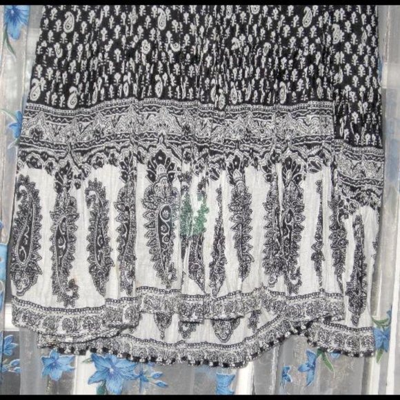Women BOHO GYPSY PEASANT Midi Skirt OR Strapless DRESS Paisley BLACK WHITE Sz M - Picture 3 of 3